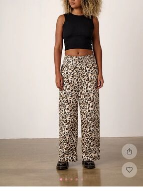 Lucy & Yak Wide Leg Leopard Print Pants - Black/Beige